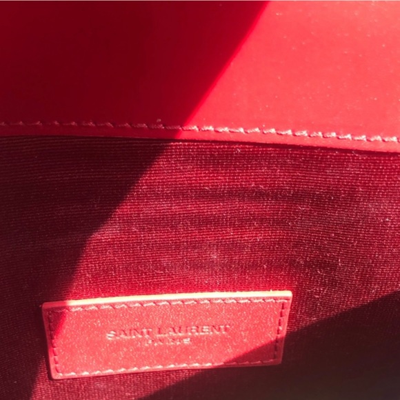 YSL Saint Laurent Red Calf Leather Envelope Clutch - Picture 4 of 6